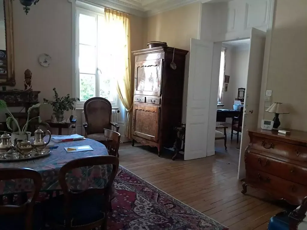 Salle à manger - Appartement Haussmannien avec Jardin au Centre de Chalon-sur-Saône