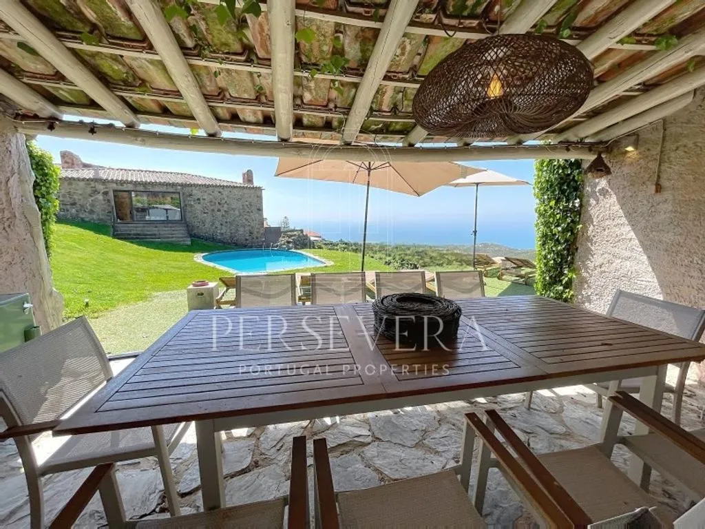 Terrass - Villa with Ocean Views in Biscaia, Cascais