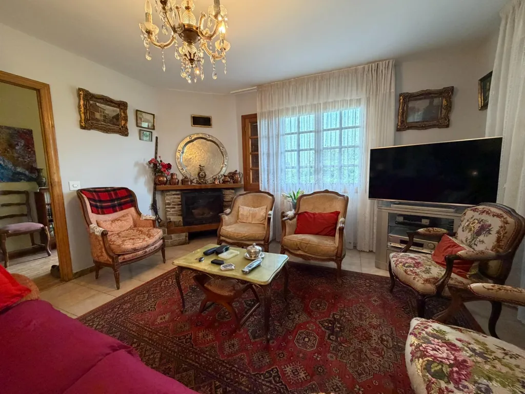 Elutuba - Country House with Terraced Views in Corullón