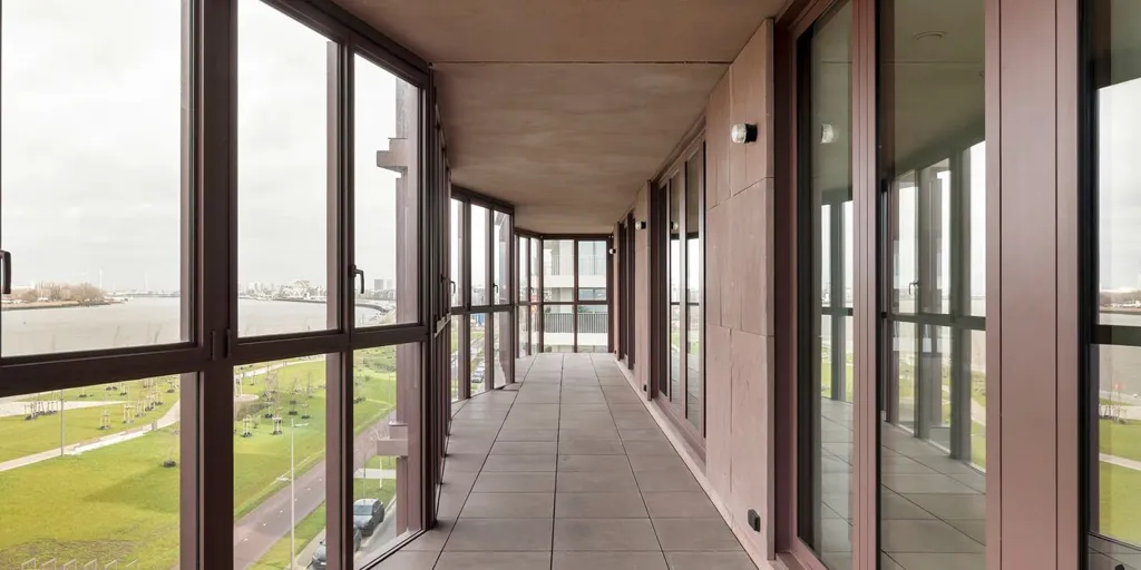 Rõdu - Luxury Apartment with Scheldt View in Antwerp