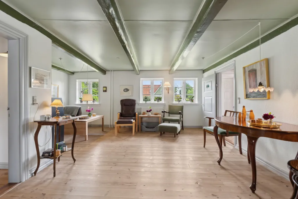 Elutuba - Historic Timber Frame House with Private Forest near Bogense