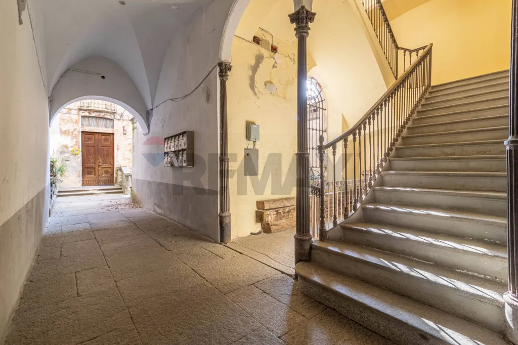 Pièces - Historic House with Panoramic View in Biella