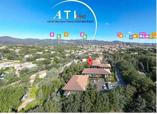 Vue aérienne - Appartement T2 en Centre-Ville à Cogolin