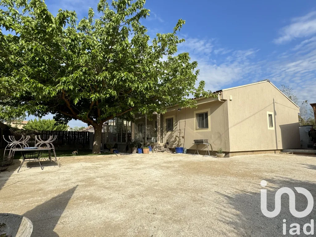 Aed - Villa with Garden in Quiet Setting