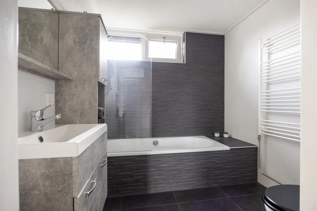 Vannitoad - Modernised Semi-Detached House with Garden in Marum