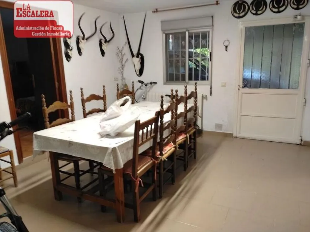 Salle à manger - Chalet with Olive Grove in Castalla
