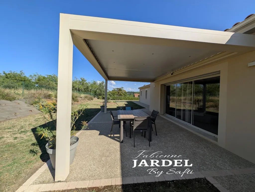 Terrace - Recent Villa with Pool in Carsac-Aillac