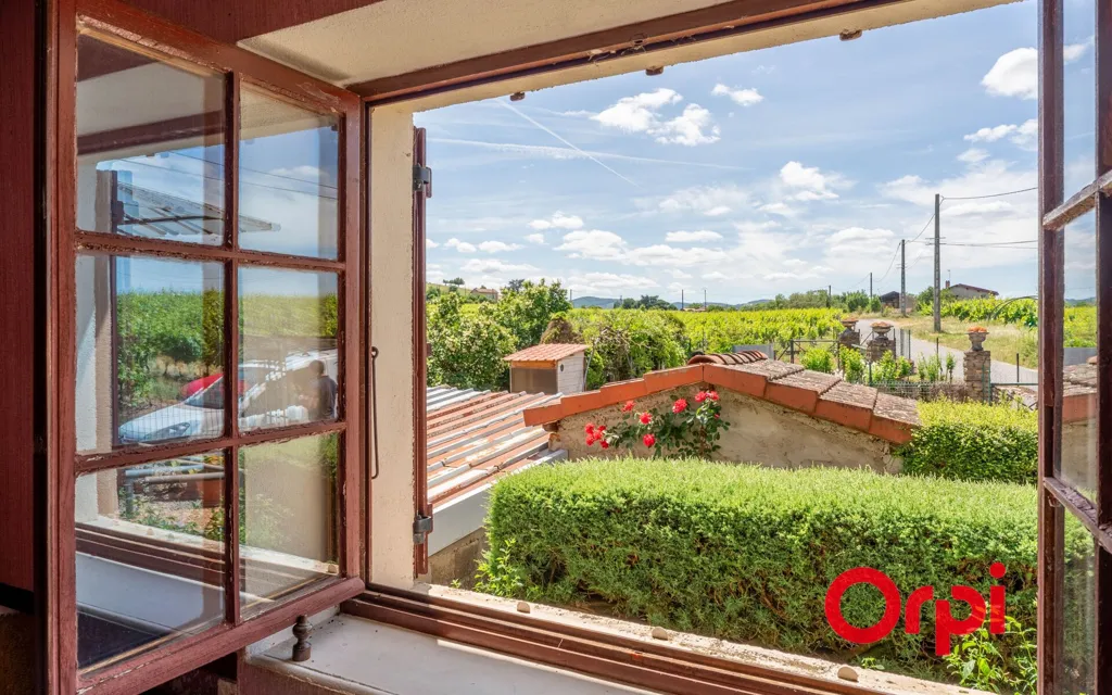 Toad - Renovated House with Panoramic View in L'Arbresle
