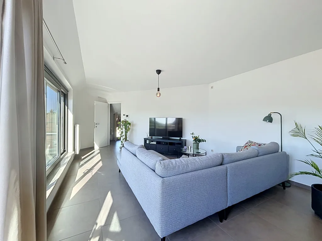 Séjour - Appartement avec Grand Terras à Louer