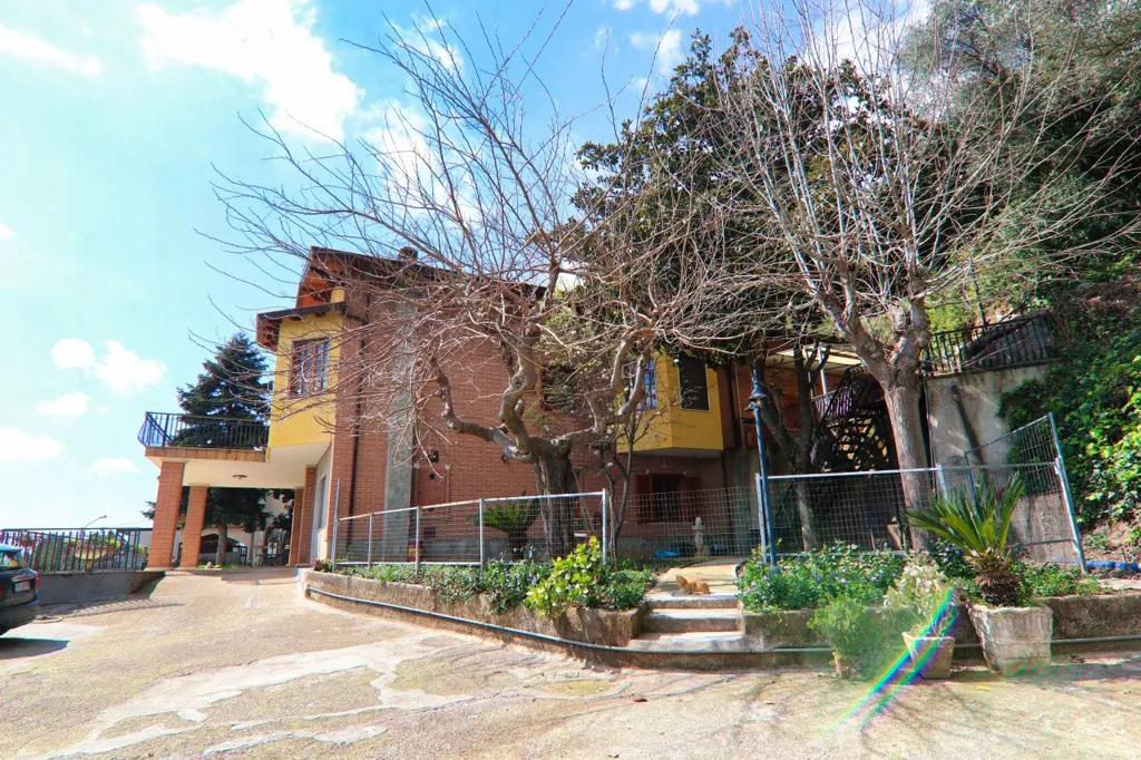 Välivaade - Hilltop Villa with Panoramic Views in Eboli