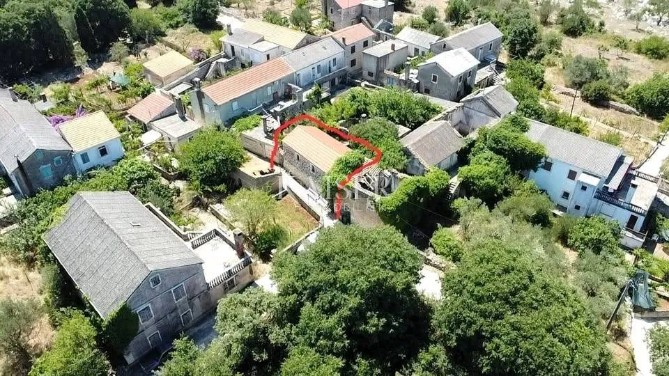 Vue aérienne - Stone House for Renovation in Lukoran, Ugljan