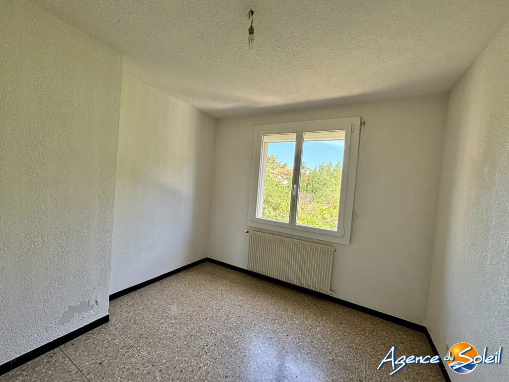 Toad - 3-Bed Flat with Balcony in Narbonne