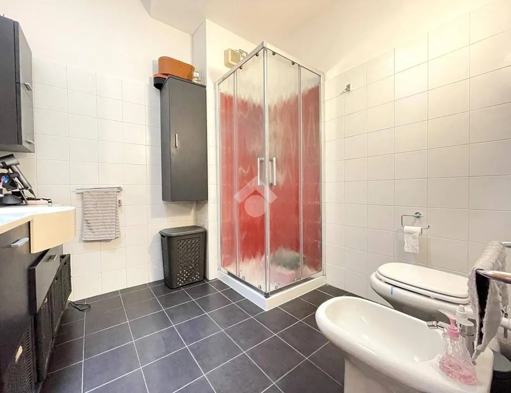 Vannitoad - 3-Bedroom Apartment with Balcony in Cotignola