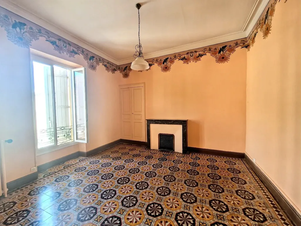 Pièces - Maison de Caractère avec Piscine à Combas