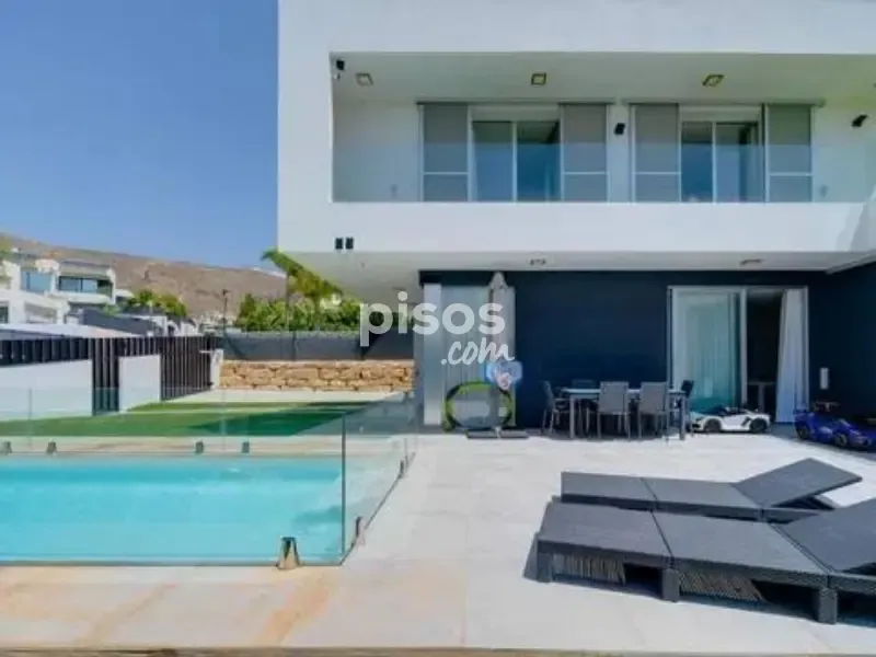 Piscina - Modern Villa with Pool in Finestrat