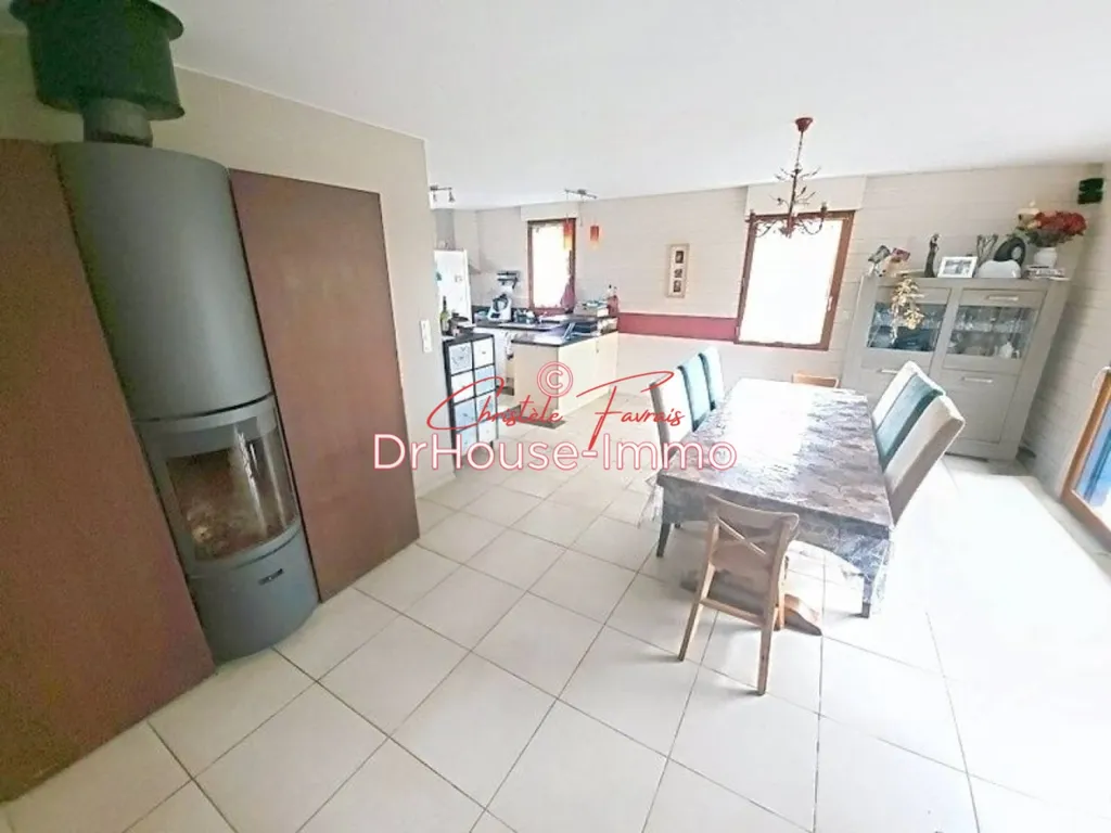 Salle à manger - Maison à Ossature Bois avec Jacuzzi à Les Loges-Marchis