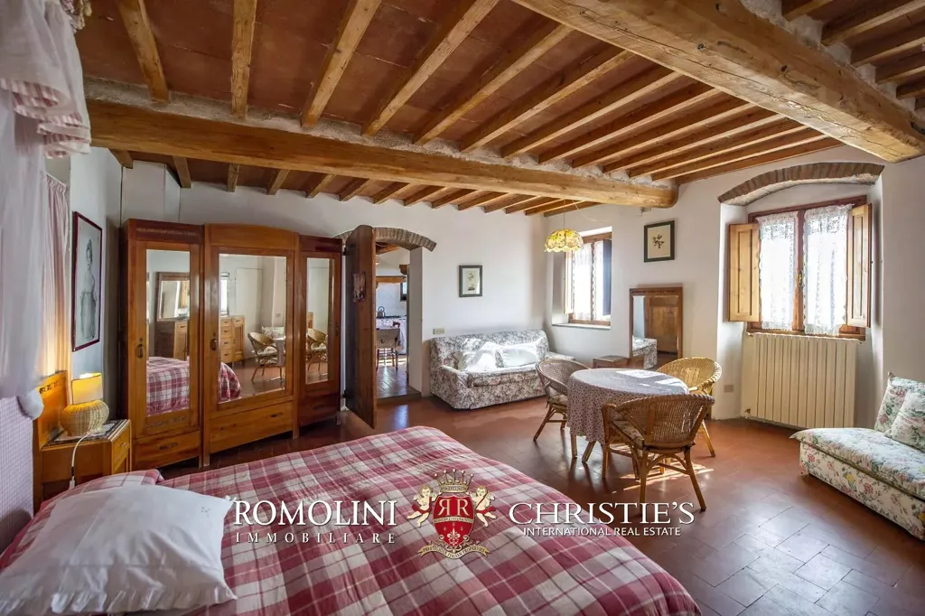 Dining Room - Villa with Vineyard and Pool near Florence