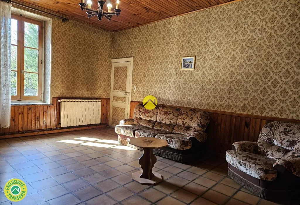 Wohnzimmer - Character House with Garden in Cosne d'Allier