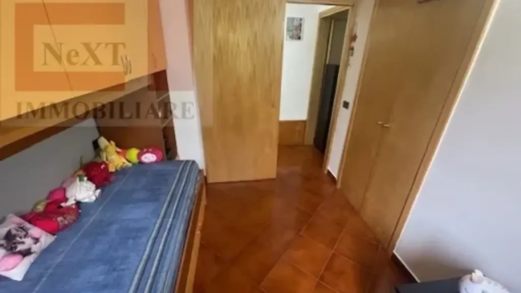 Chambres - 3-Bedroom Apartment in Quiet Centre, Rignano