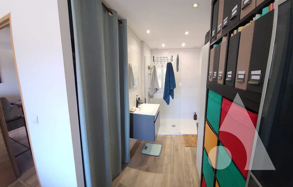 Vannitoad - Modernised Flat with Balcony in Draguignan