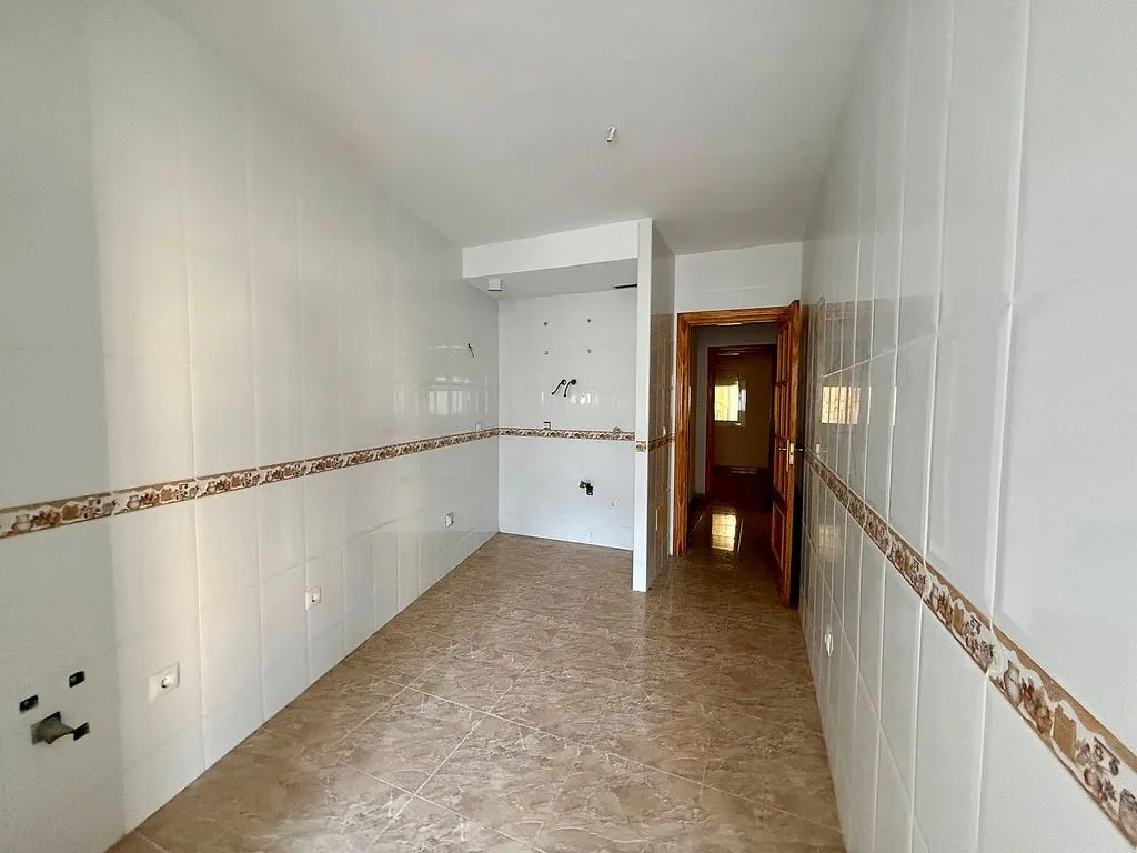 Esik - Studio Flat with Lift in Archena