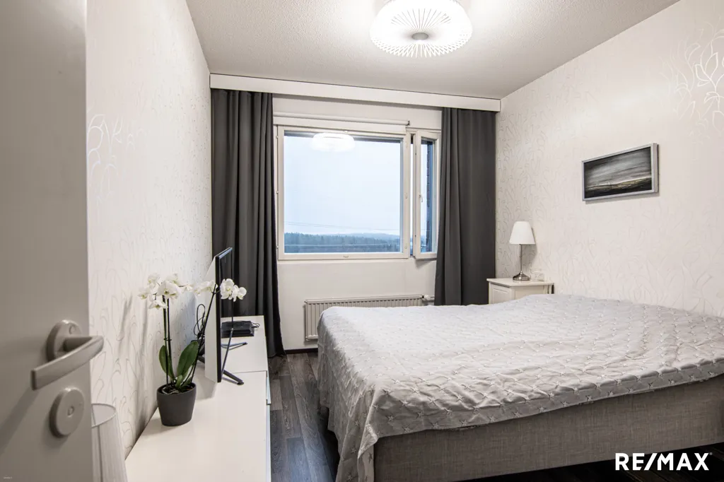 Chambres - Renovated Flat with Glazed Balcony in Nättinummi