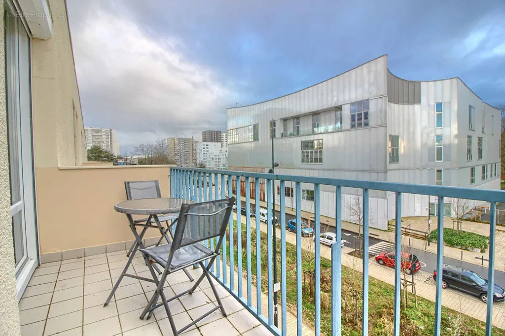 Rõdu - 4-Bed Apartment with Balcony in Rennes Sud