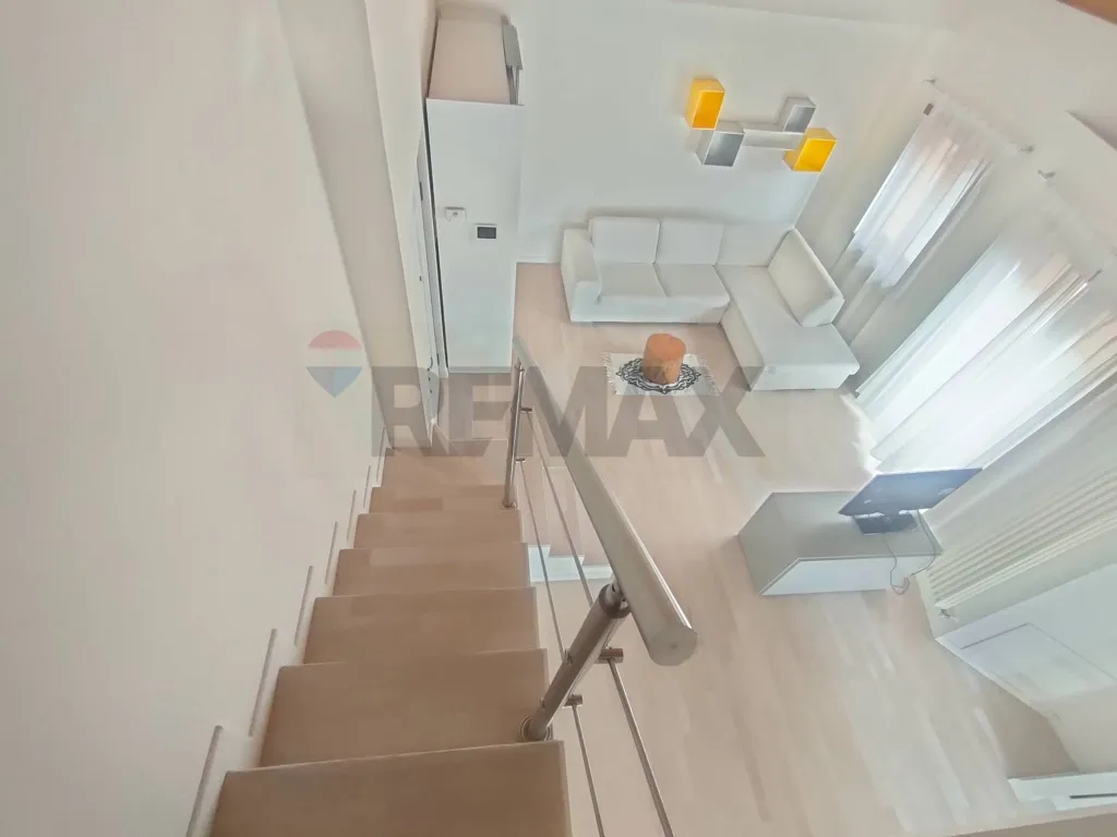 Elutuba - Modern Apartment with Balcony in Scoppito