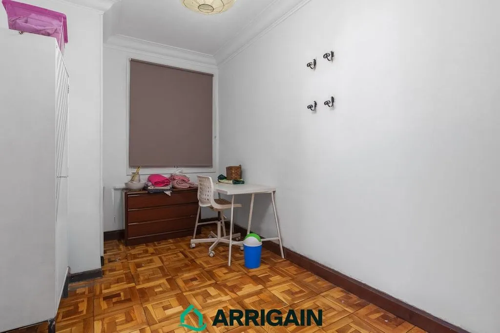 Kabinet - 5-Bedroom Flat with River Views in San Sebastián