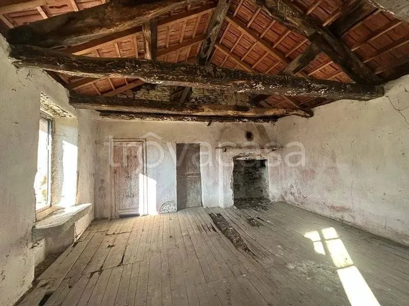 Toad - Rustic Stone Cottage with Panoramic Views in Pezzolo Valle Uzzone