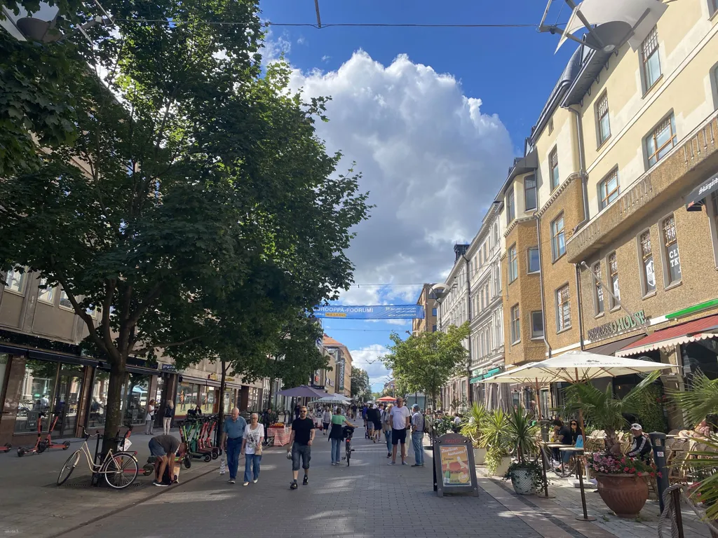 Spacious Flat with Balcony in Turku City Centre