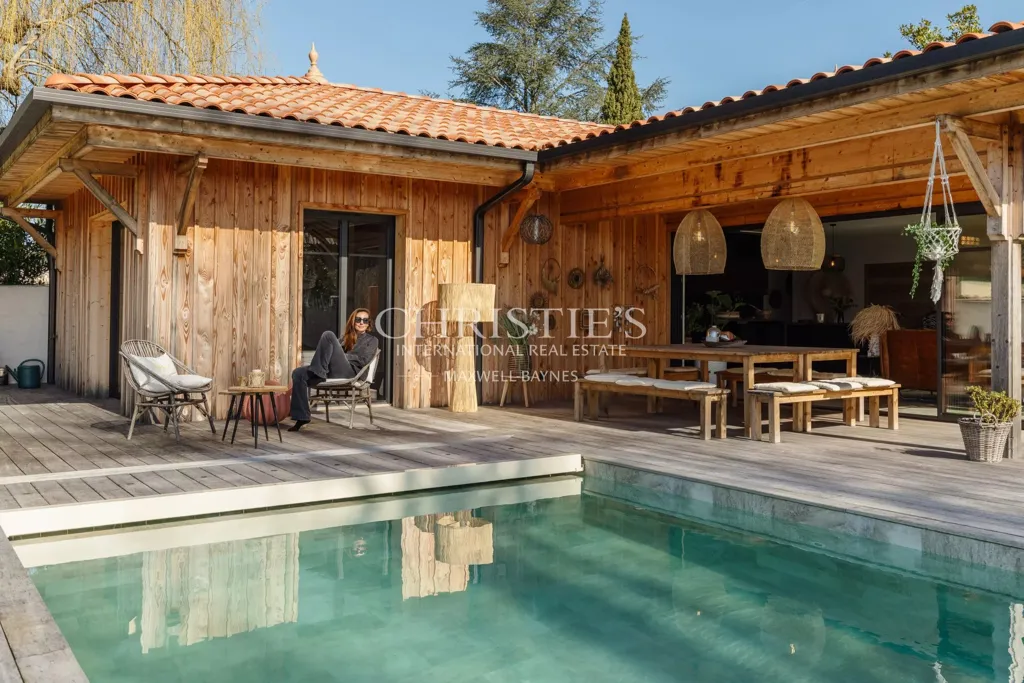 Bassein - Charming House with Pool in Mios