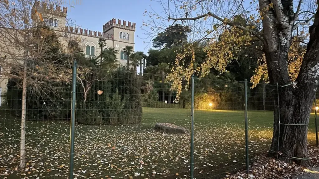 Välivaade - Bilocali with Private Park in Lazise