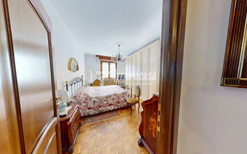 Bedrooms - Apartment with Garden in Rivarolo Canavese
