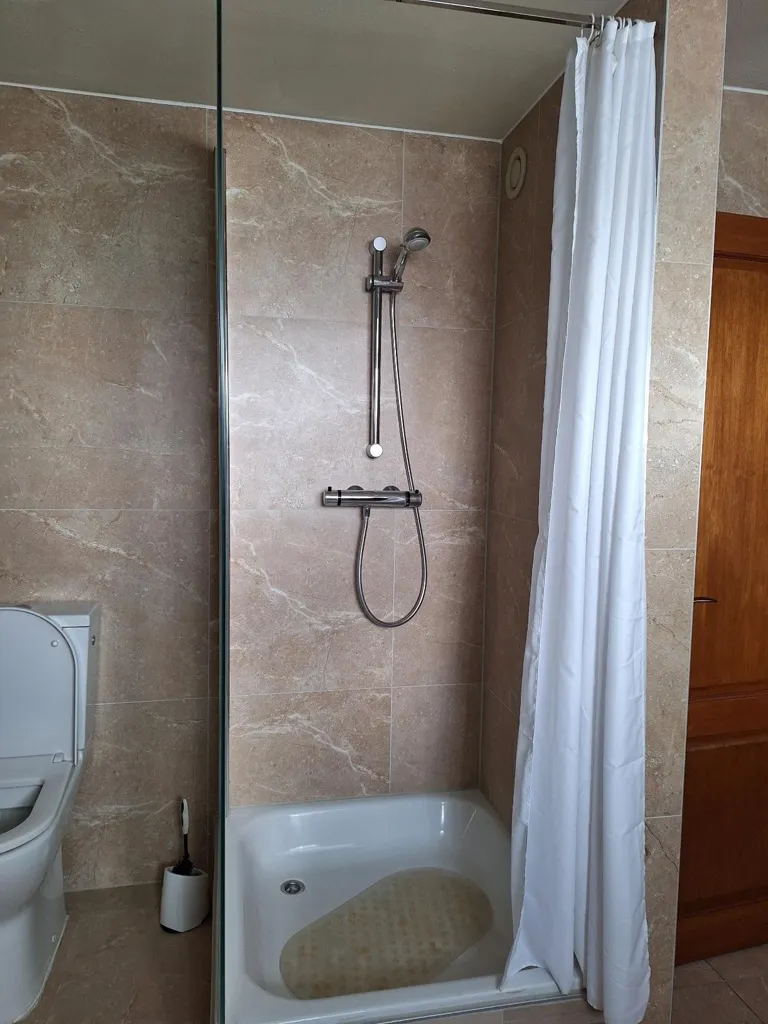 Salles de bain - Studio in Landhouse near Eindhoven Centre