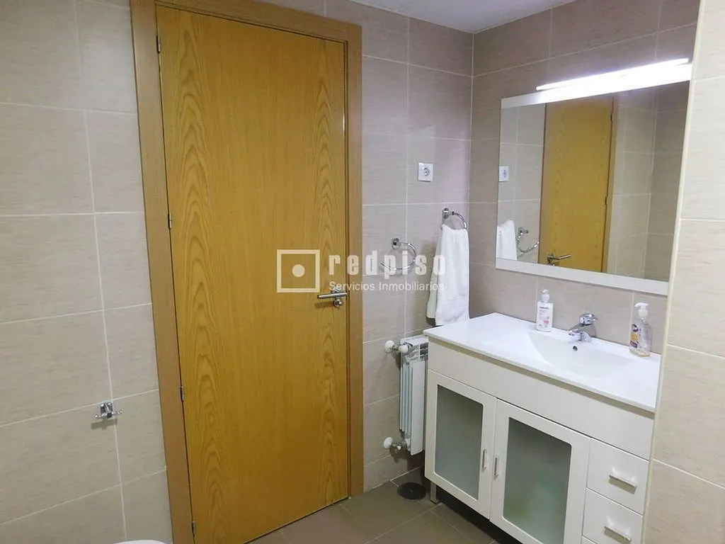 Vannitoad - Apartment with Terrace and Pool in Butarque