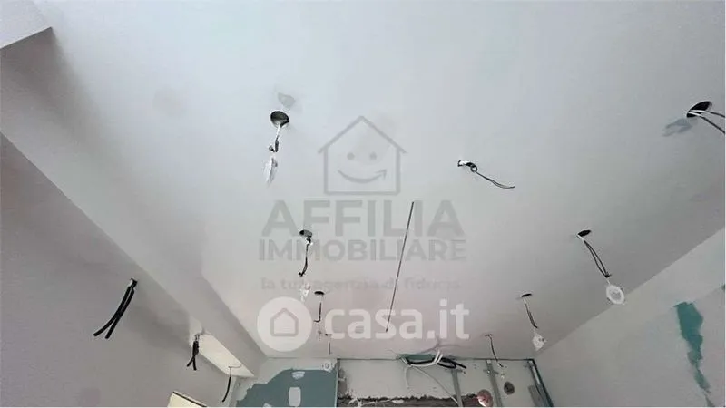 Pièces - T2 Flat with Independent Entry in Ancona