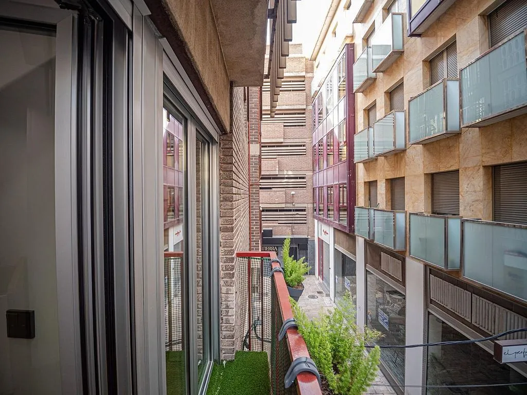 balcony