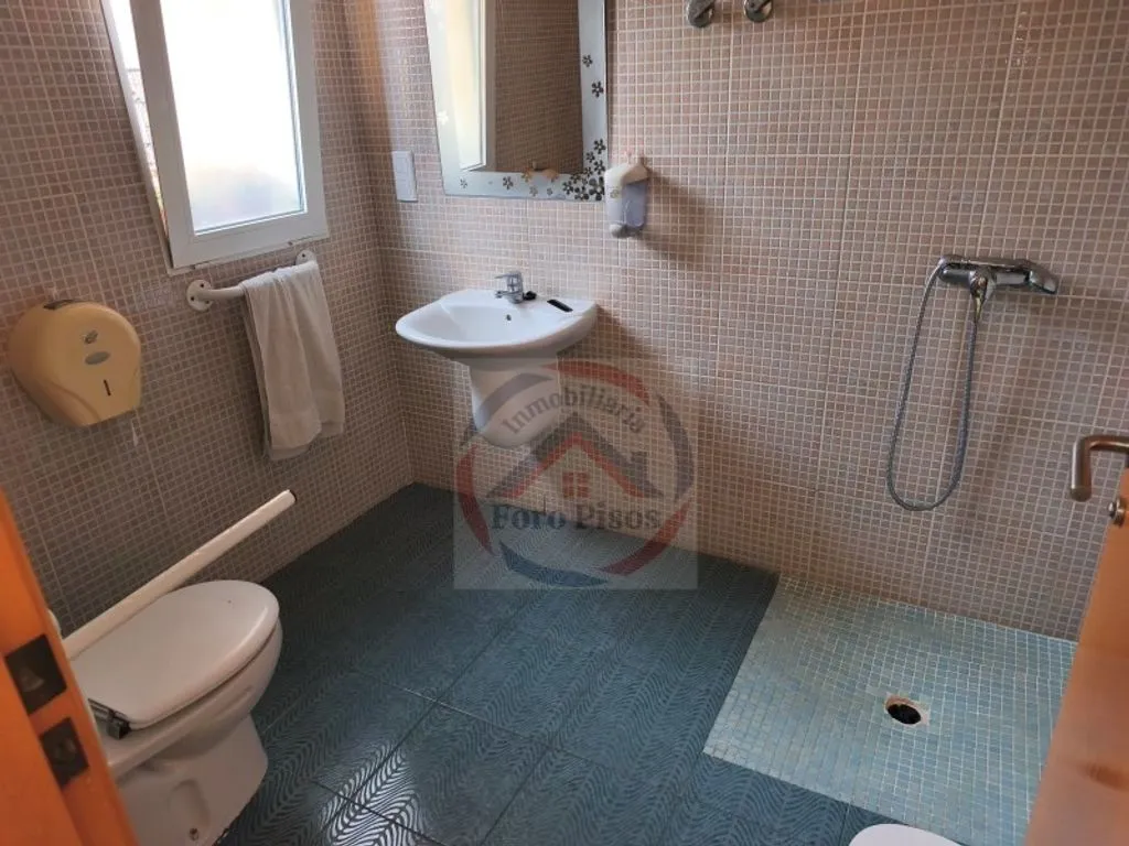 Operational Elderly Care Villa near Xàtiva