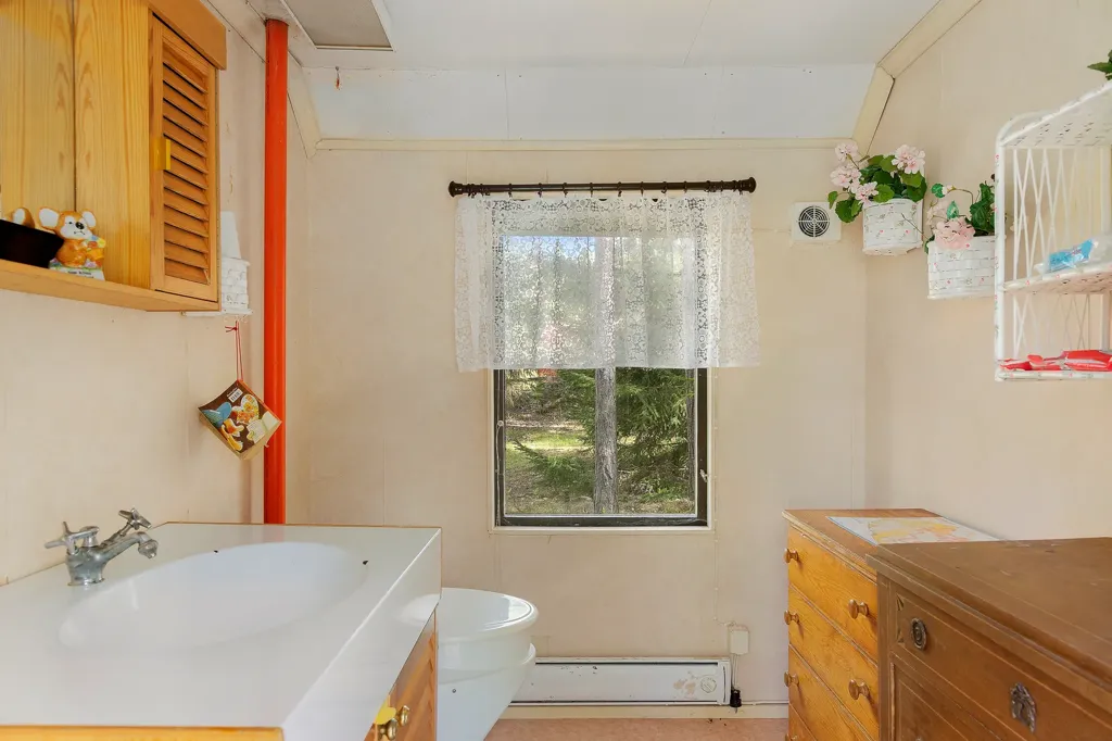 Vannitoad - Classic Summer House with Terraces in Kolarvik