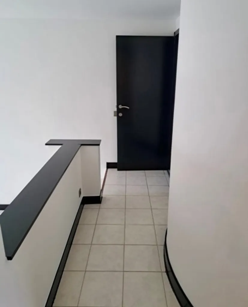 Entrée - Maison avec 2 Appartements et Terrasse à Herentals