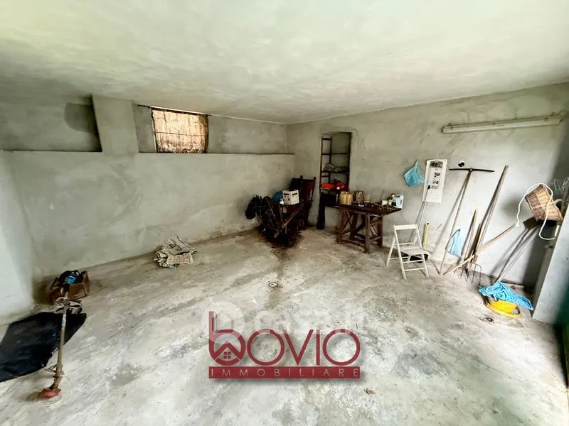Garage - Rustic Farmhouse with Panoramic View in Zubiena