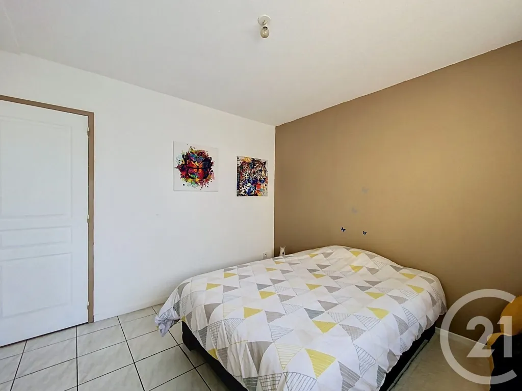 Chambres - Appartement T4 avec Balcons à Agde