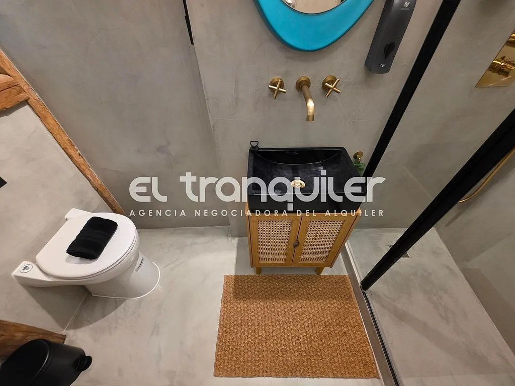 Bagni - Studio with Air Conditioning in De la Luna Street