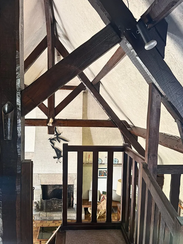Pièces - Maison des Années 1970 avec Grand Terrain à Carnac