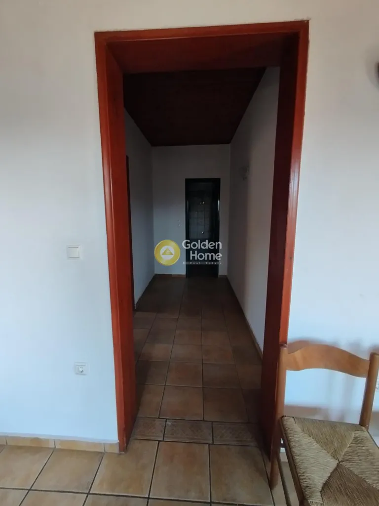 Entrée - Detached House with Garden in Anavyssos Centre