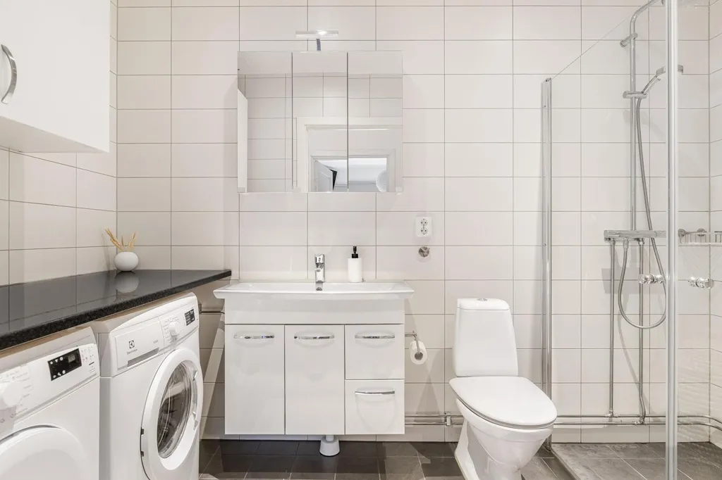 Salles de bain - Apartment with Balcony in Övre Vasastaden, Linköping
