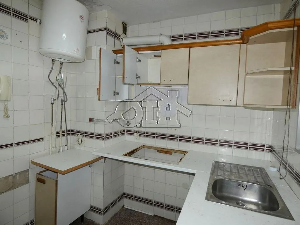 Cuisine - Spacious Apartment with Terrace in Usera, Madrid