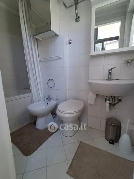 Salles de bain - Armed Trilocale with Balcony in Florence