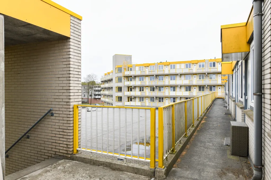 Extérieur - Corner Flat with Balcony in Schothorst
